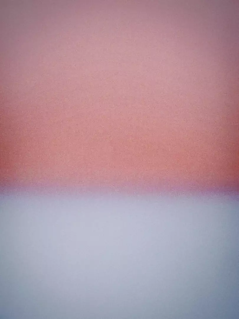 Free Premium Stock Photos Soft Gradient Background with Subtle Pink and Blue Hues and Fine Grain Texture