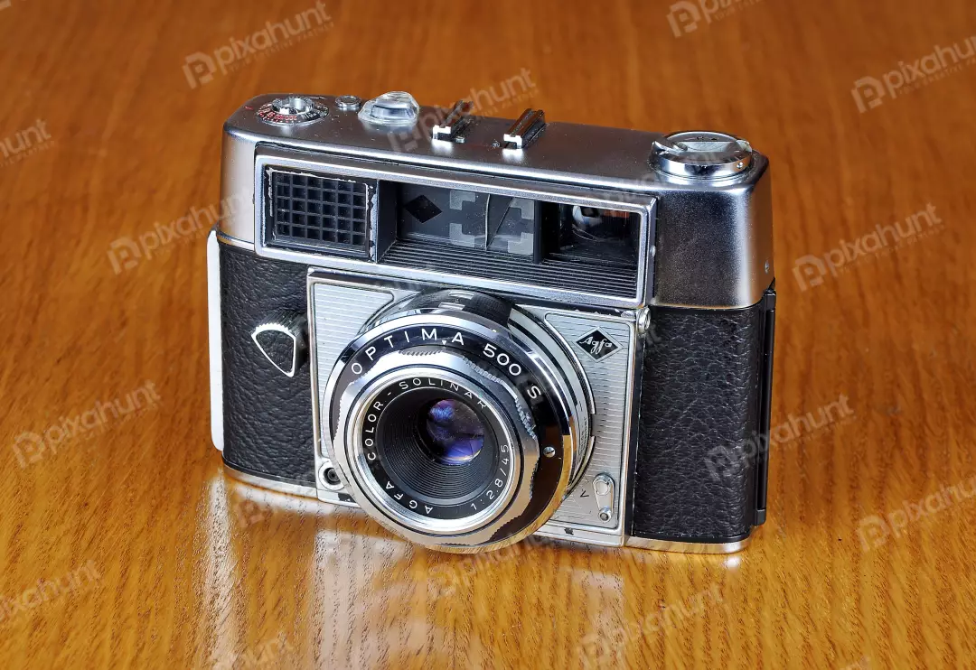 Classic Agfa Optima 500 S Vintage Film Camera on Wood