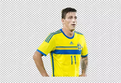 Erton Fejzullahu to orher player play