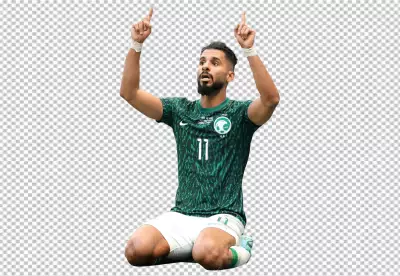 Saleh Alshehri Saudi Arabian football player sowing har hand