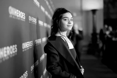 Rising Star at Prestigious CNN Heroes All-Star Tribute Event, Monochrome Elegance image
