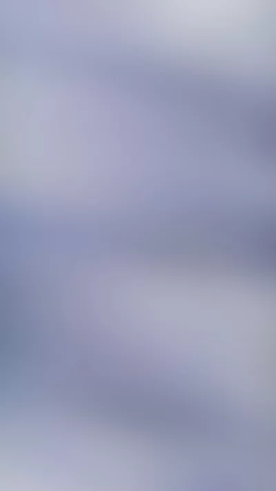 Soft Blue Gradient Abstract Background with Blurred Lines