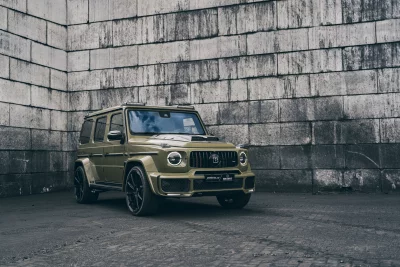Brabus G-Wagen Luxury Off-Road SUV Front Quarter View image