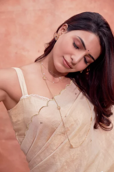 Beautiful Samantha Ruth Prabhu Elegant Traditional Saree Golden Jewelry Serene Pose Cinematic Style image